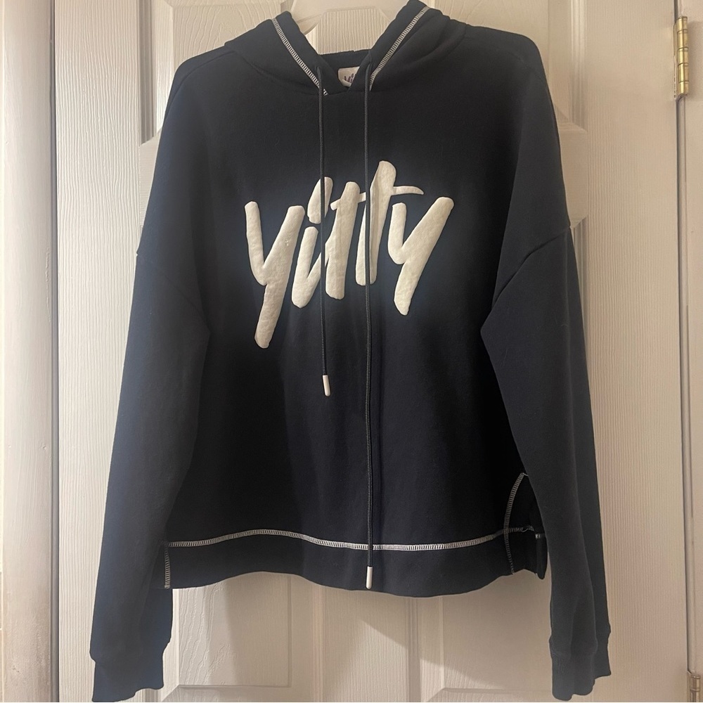 ❤️2/$15 or 3/$21❤️ Yitty Lizzo Major Label EP Hoodie, Size Large